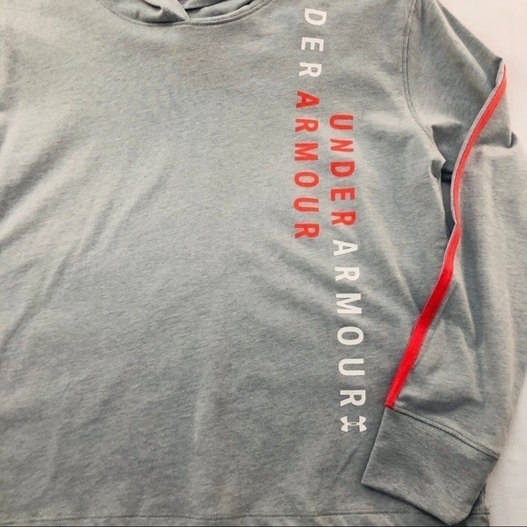 NWT Under Armour Mod Gray Loose Crop Top Hoodie Gray Sz: YLG/JG - Picture 2 of 5